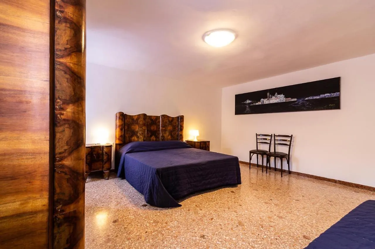 Veneziacentopercento Rooms