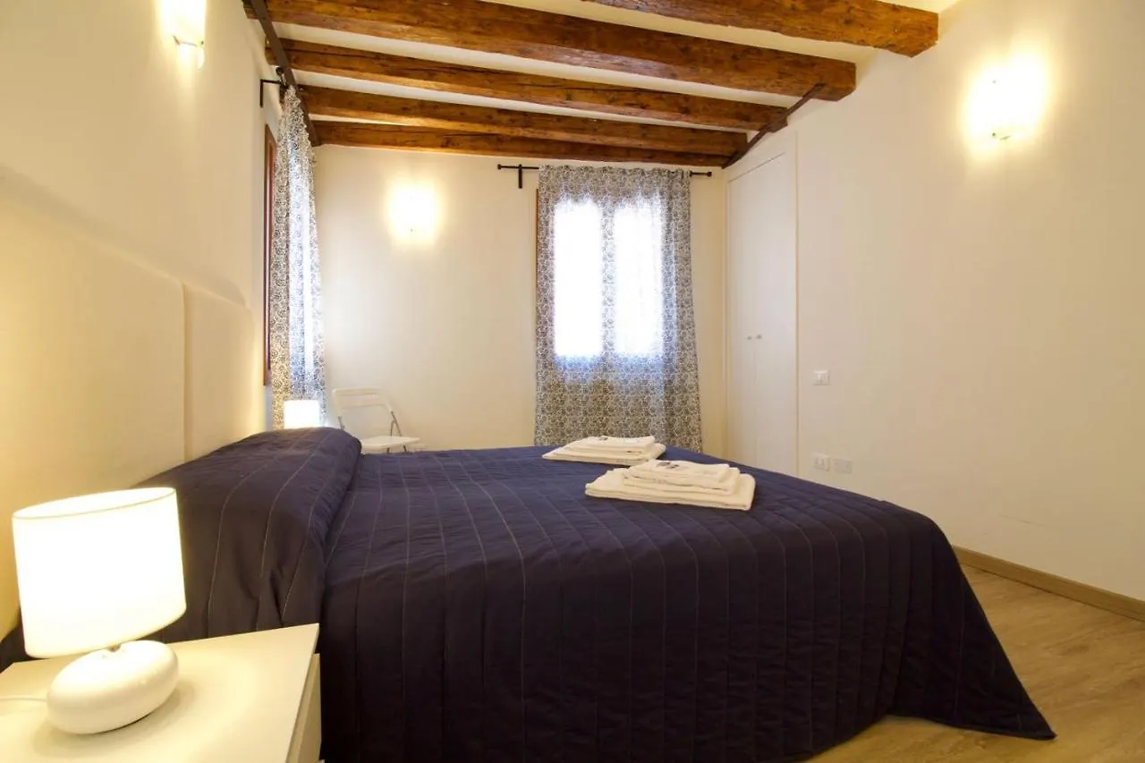Guest house Veneziacentopercento Rooms