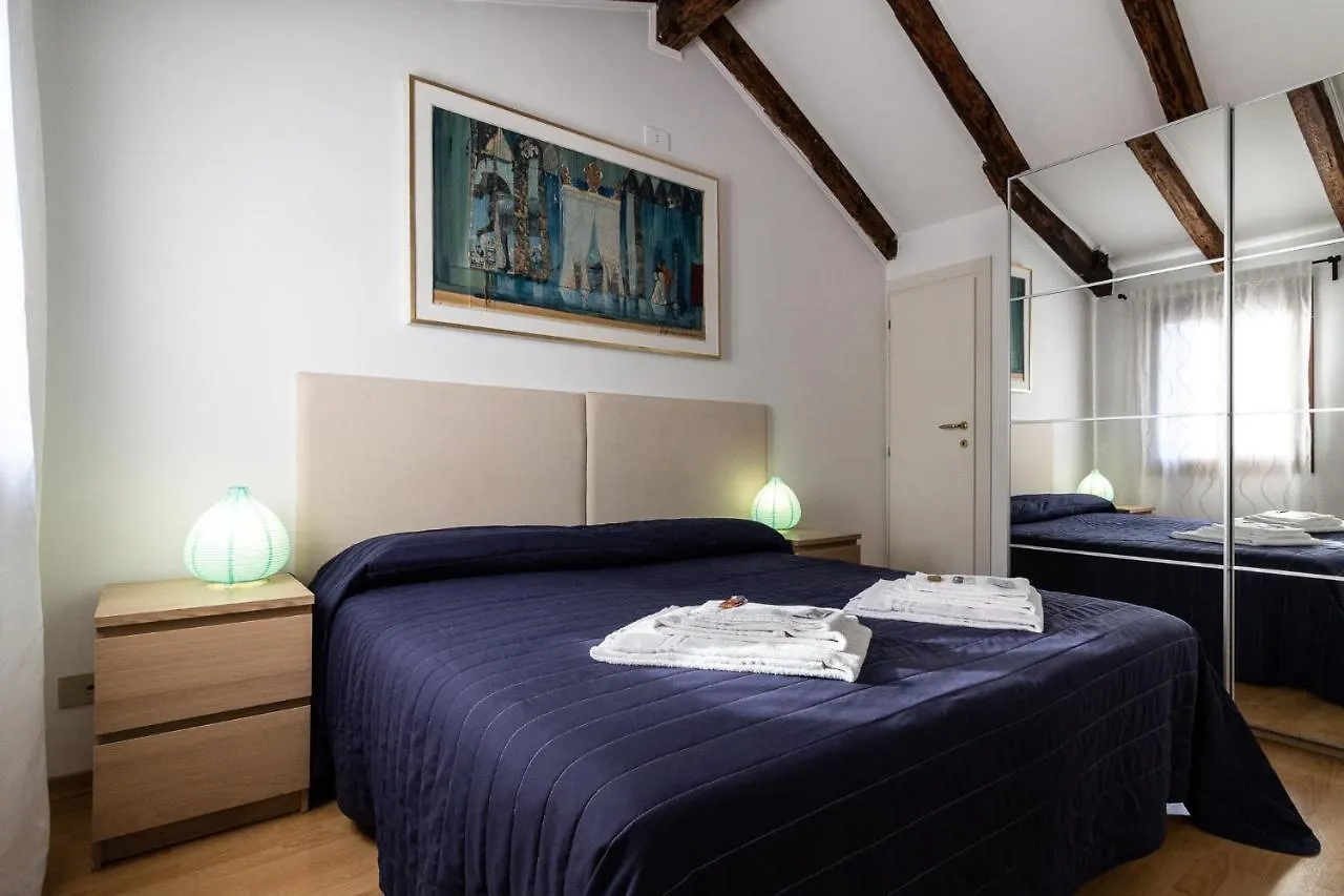 Veneziacentopercento Rooms Guest house Venice